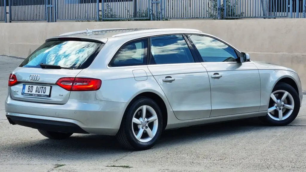 Audi A4 — 2.0 TDI - Ambient fotografia 4