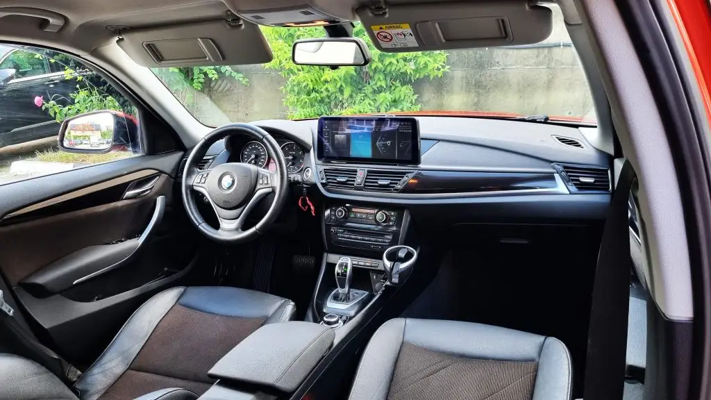BMW X1 — 2.0d - XDrive X-Line fotografia 7