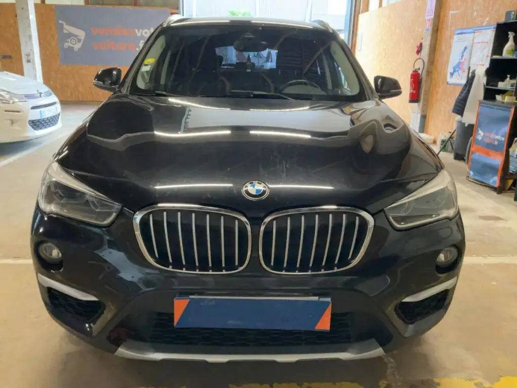 BMW X1 — sDrive - 16d - xLine fotografia 3