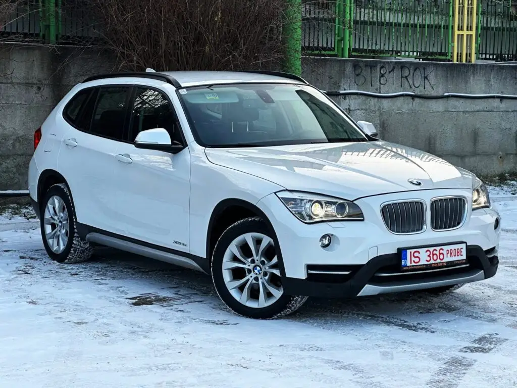 BMW X1 — xDrive - 20d fotografia 2