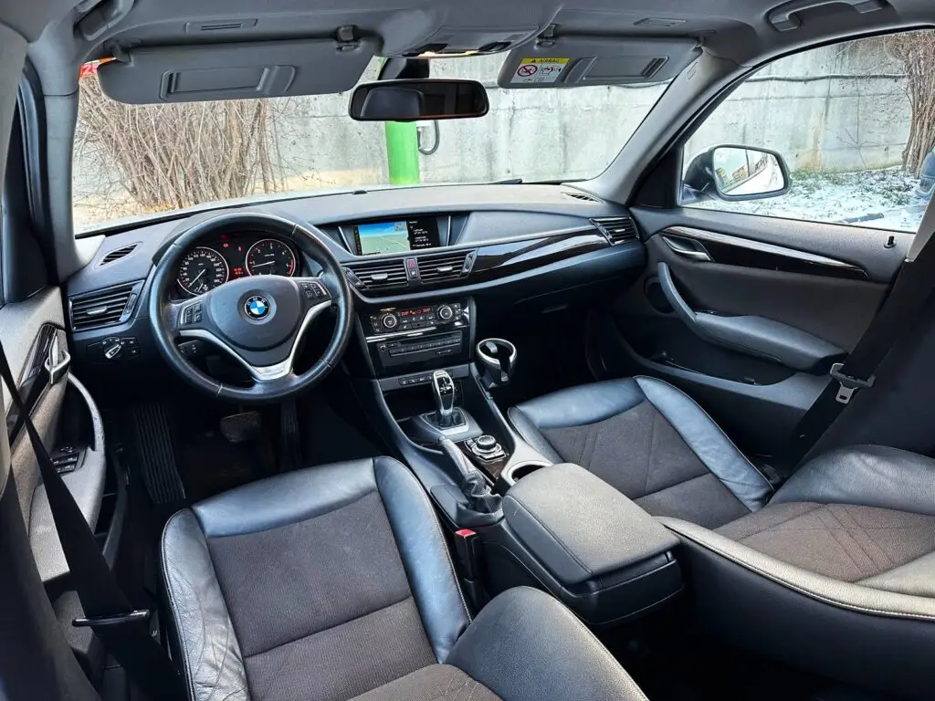 BMW X1 — xDrive - 20d fotografia 8