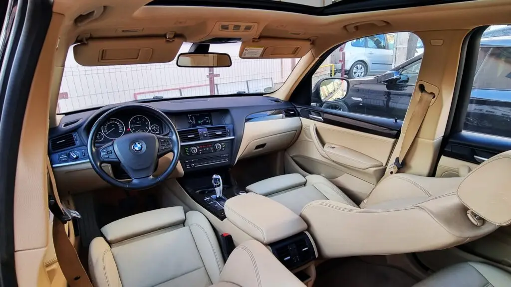 BMW X3 — 2.0d - XDrive - XLine fotografia 6