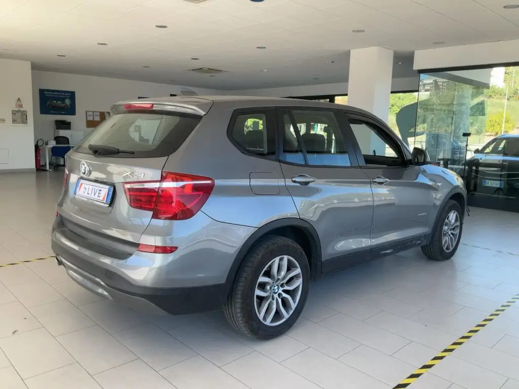 BMW X3 — xDrive - 20d - SportLine fotografia 5