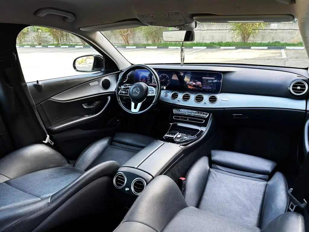 Mercedes Benz E200d fotografia 6
