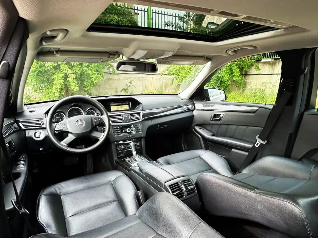 Mercedes Benz E250 - Avantgard - BlueEfficiency fotografia 6