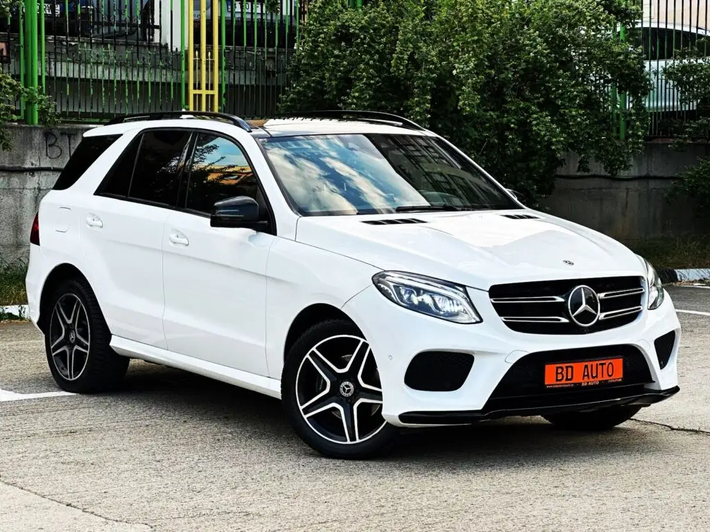 Mercedes-Benz GLE — 3.5d - 4Matic - AMG fotografia 2