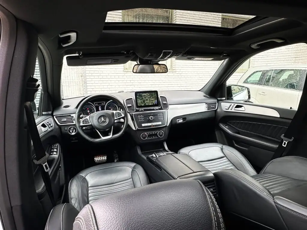 Mercedes-Benz GLE — 3.5d - 4Matic - AMG fotografia 6