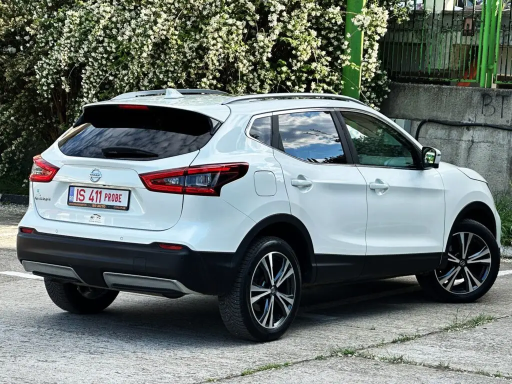 Nissan Qashqai — 1.3 DIG-T N-Connecta fotografia 3