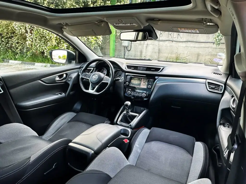 Nissan Qashqai — 1.3 DIG-T N-Connecta fotografia 8