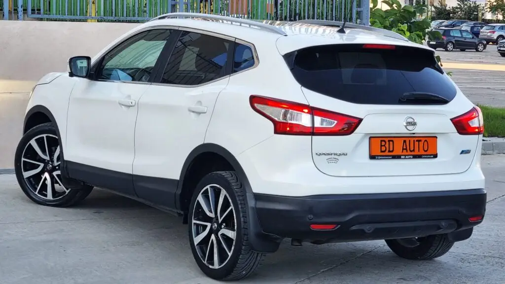 Nissan Qashqai – 1.6 dCi – Tekna Premium fotografia 4