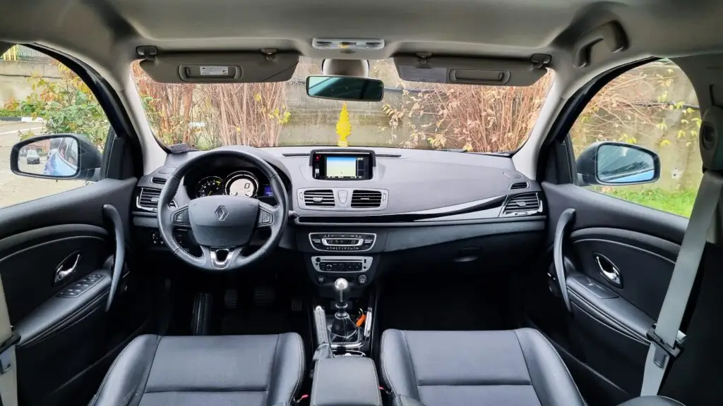 Renault Megane — 1.2 benzina - BOSE Edition fotografia 6