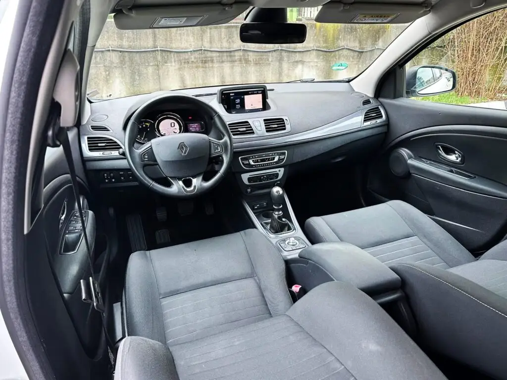 Renault Megane — 1.2 benzina - Limited fotografia 6