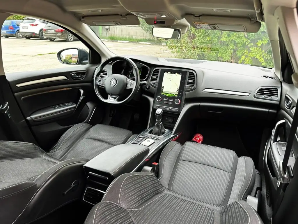 Renault Megane — 1.5 Blue dCi - Zen fotografia 6
