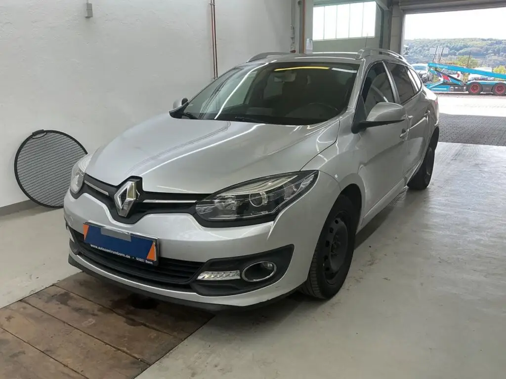 Renault Megane — 1.5 dCi - Paris