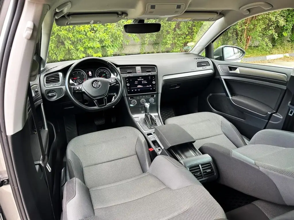 Volkswagen Golf VII — 1.6 TDI - BlueMotion Tech fotografia 6