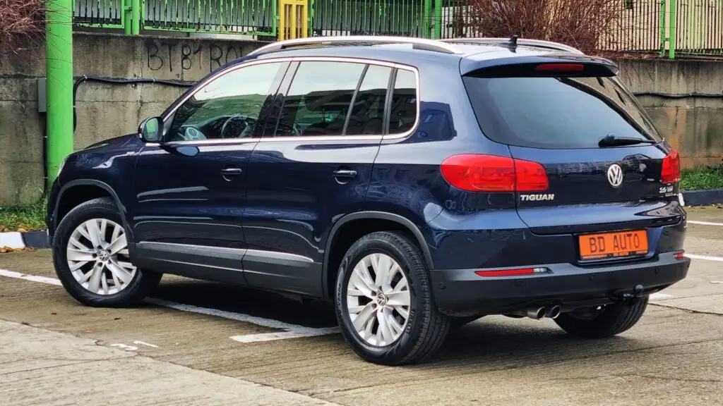 Volkswagen Tiguan — 2.0 TDI - Life 4Motion BlueMotion Tech fotografia 4