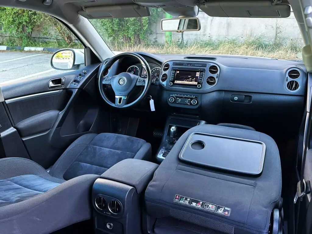 Volkswagen Tiguan — 2.0 TDI - Sport & Style 4Motion BlueMotion Tech fotografia 8